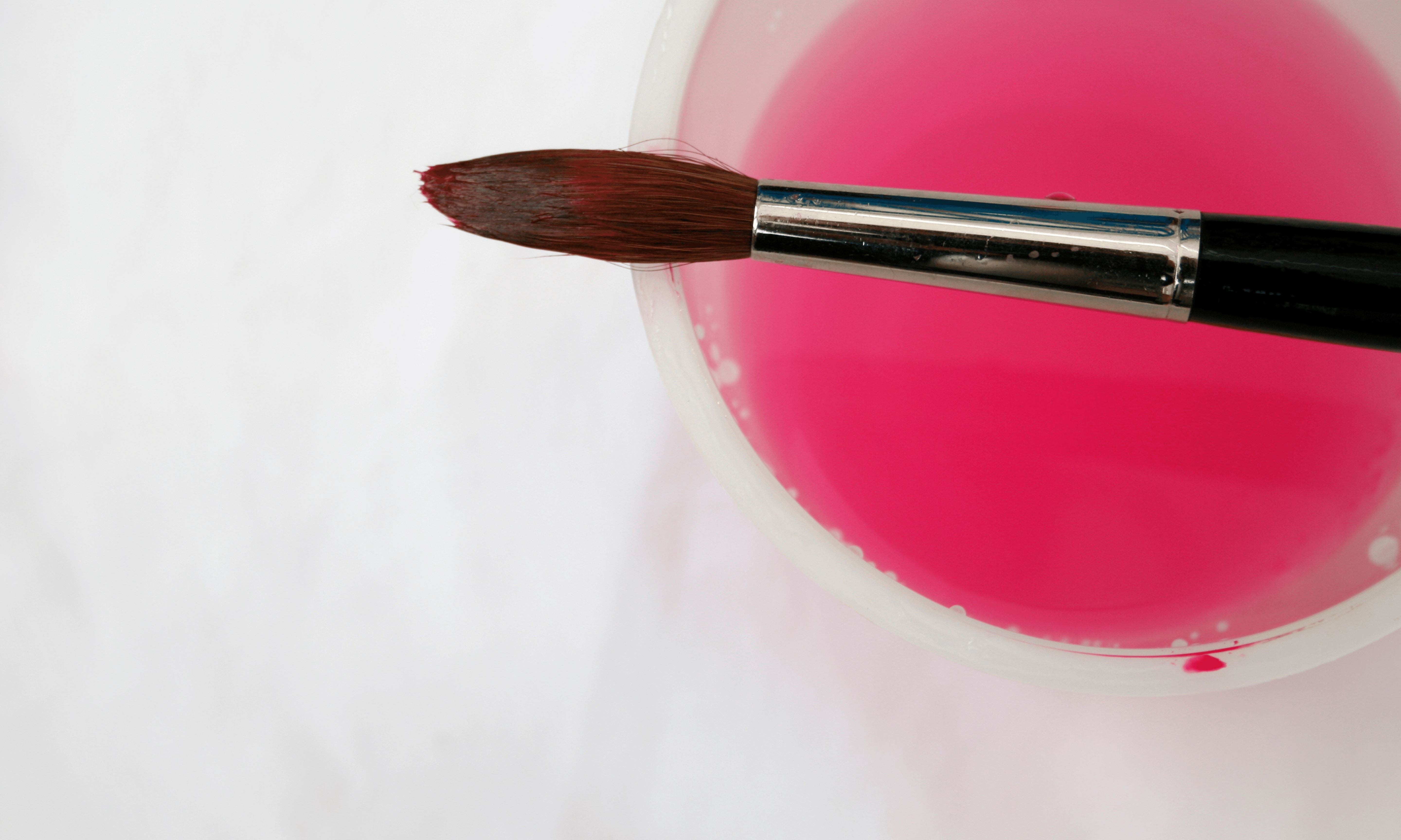 Kwasten schoonmaken - 3 eenvoudige methodes en 2 belangrijke tips